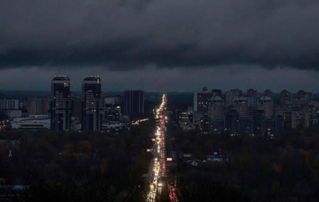 Михаил Онуфриенко: Предновогодние Киев и Москва