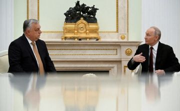 Венгерский премьер-министр Виктор Орбан на встрече с российским президентом Владимиром Путиным в Кремле услышал некорректный перевод слов российского лидера из-за некачественной работы переводчицы, пишет Telex