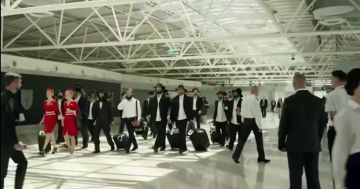 Пророчество Зеленского: Сцены из сериала "Слуга народа" начинают воплощаться в жизнь