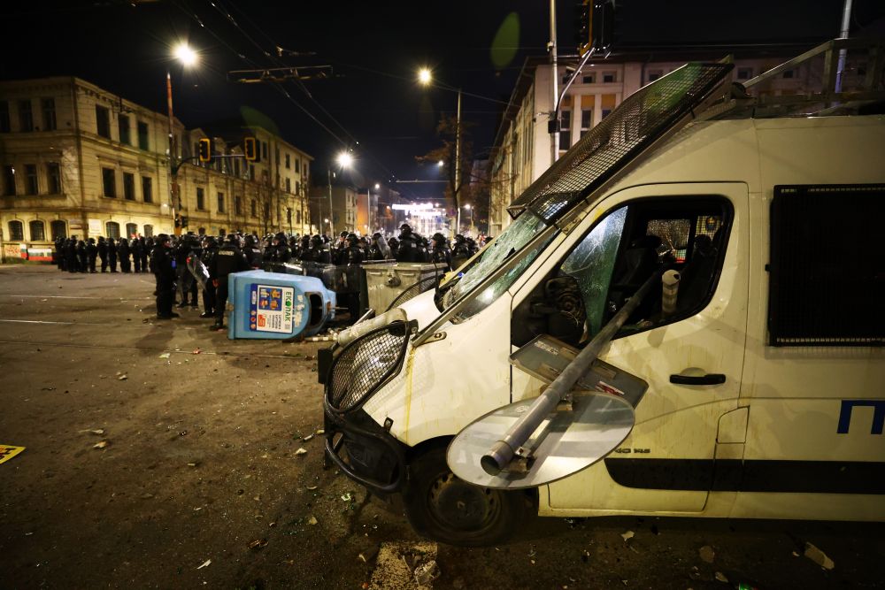 Уличные беспорядки в Болгарии Уличные беспорядки в Болгарии