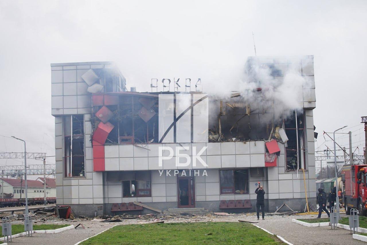 Еще фото с вокзала в Фастове Еще фото с вокзала в Фастове