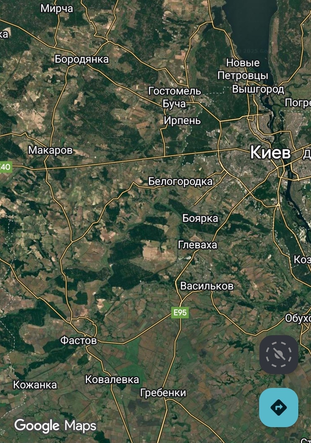 Также Х-101 ударили по объекту в районе н.п. Макаров что к западу от Киева