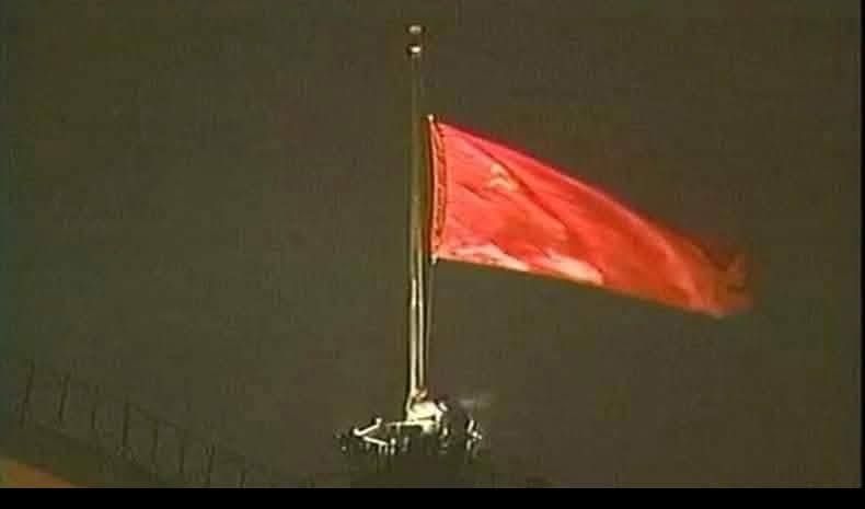 8 ������� 1991 ���� � ����������� ���� ����������� �. ������, �. ������� � �. ��������, �� ���� �� �� ������� �������� ���������� � � ��������� ������ ����������� 17 ����� 1991 ����, ��� ���������� ��������������� ���������...