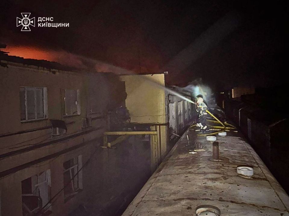 Владислав Шурыгин: Последствия третьей ночи ударов Гераней по железнодорожной станции в Фастове Киевской области