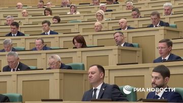 Трамп – единственный из всех западных лидеров стал проявлять понимание тех причин, которые сделали войну на Украине неизбежной, заявил Лавров в Совете Федерации