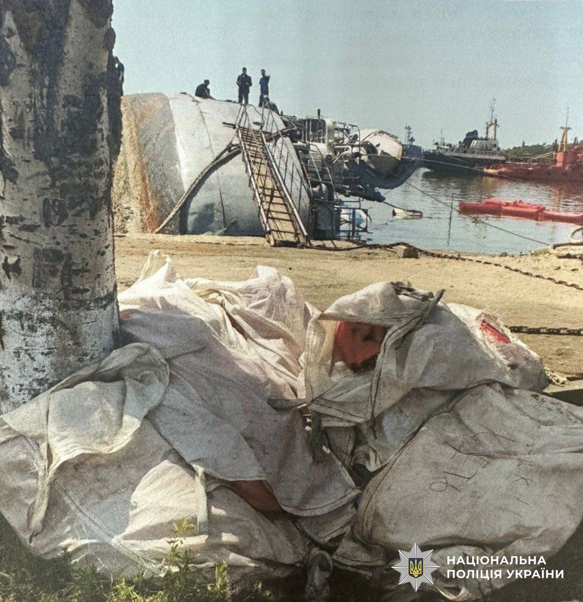 ХОХЛА ХЛЕБОМ НЕ КОРМИ, ДАЙ ДЕНЕГ С*ИЗДИТЬ ХОХЛА ХЛЕБОМ НЕ КОРМИ, ДАЙ ДЕНЕГ С*ИЗДИТЬ