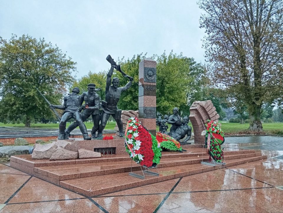 ������� �� ��������� � ����������, � ������