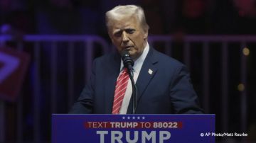 Трамп заявил, что провел жесткий разговор с лидерами "евротройки" по вопросу урегулирования на Украине