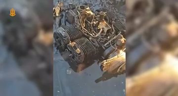 Сегодня по вышедшему тз порта Южный Одесской области судну Viva, которое везло подсолнечное масло в Египет и которое принадлежит турецкой компании, был нанесен удар Геранями