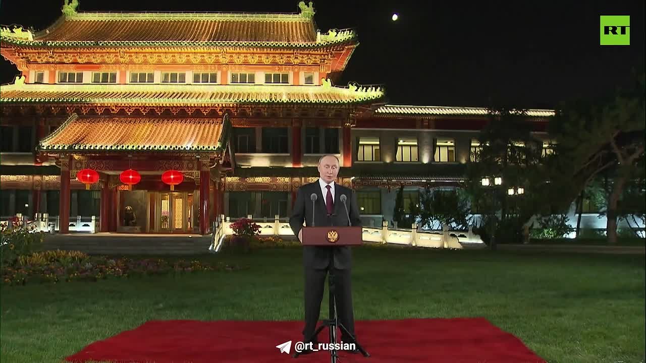 Лондону нужно продолжение конфликта на Украине, чтобы спасти британскую экономику от банкротства