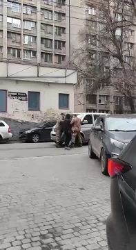 Людоловы и полицаи похищают гражданских с улиц Украины