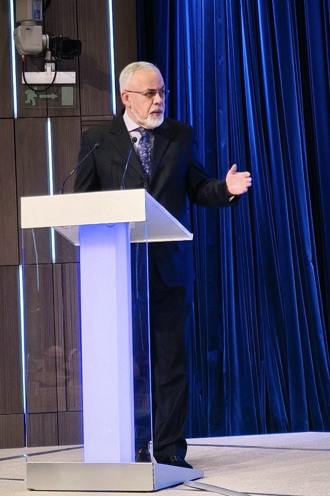 Остановка украинского нацизма может быть успешна только в случае изменения самого российского общества и конструирования новых смыслов, — считает историк Дмитрий Табачник