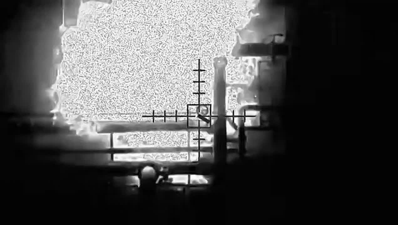 Враг атаковал нефтяной танкер в Средиземном море