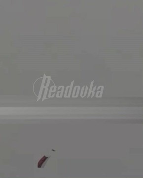 Над Киевом развевается российский триколор — дрон с русским флагом сейчас парит над городом