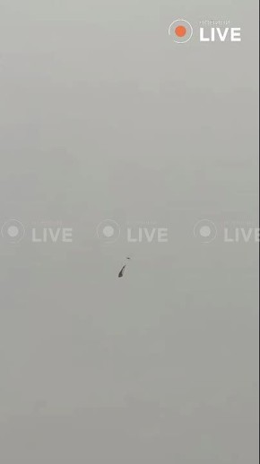 В центре Киева неизвестные запустили дрон с российским флагом