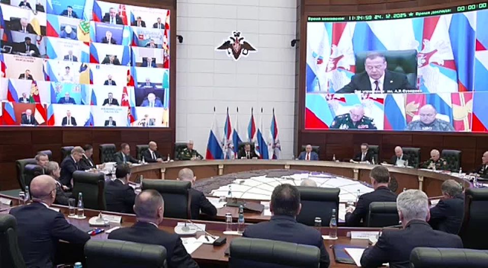 Контракт о прохождении военной службы на сегодняшний день заключили около 417 тысяч человек