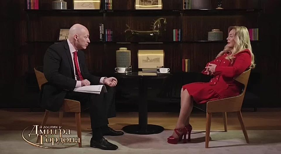 Виталий Киселев: Шампанское с «Новичком» и Гондон: спасительная инструкция от экс-министра