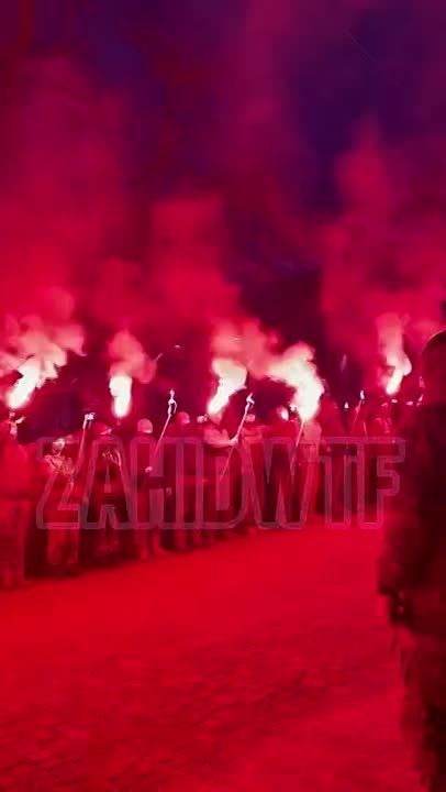 Николай Стариков: Во Львове проходит факельное шествие, посвящённое дню рождения Степана Бандеры