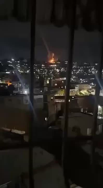 Авиация США разбомбила могилу экс-президента Венесуэлы Уго Чавеса в Куартель-де-Ла-Монтанья