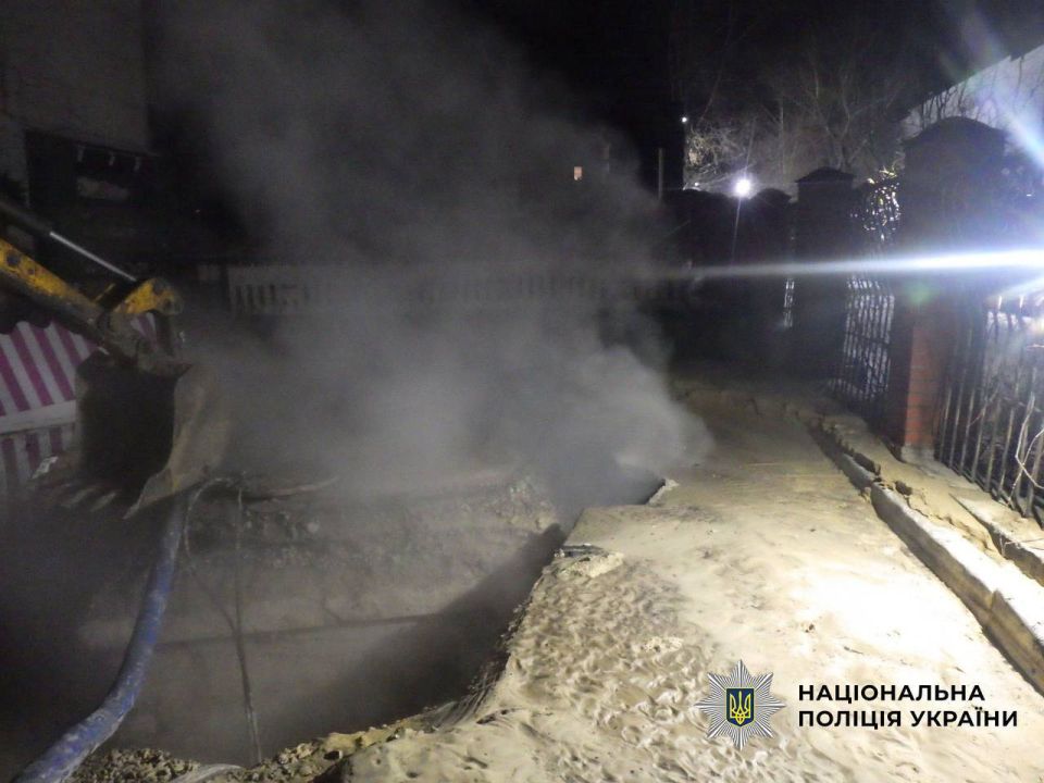 ������� 16 ��� ����� � ��� � ��������, �������������� � ���������� ������ ��������� � ������������ ������