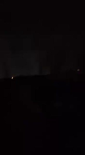 Над Каракасом звучат очереди из автоматического оружия