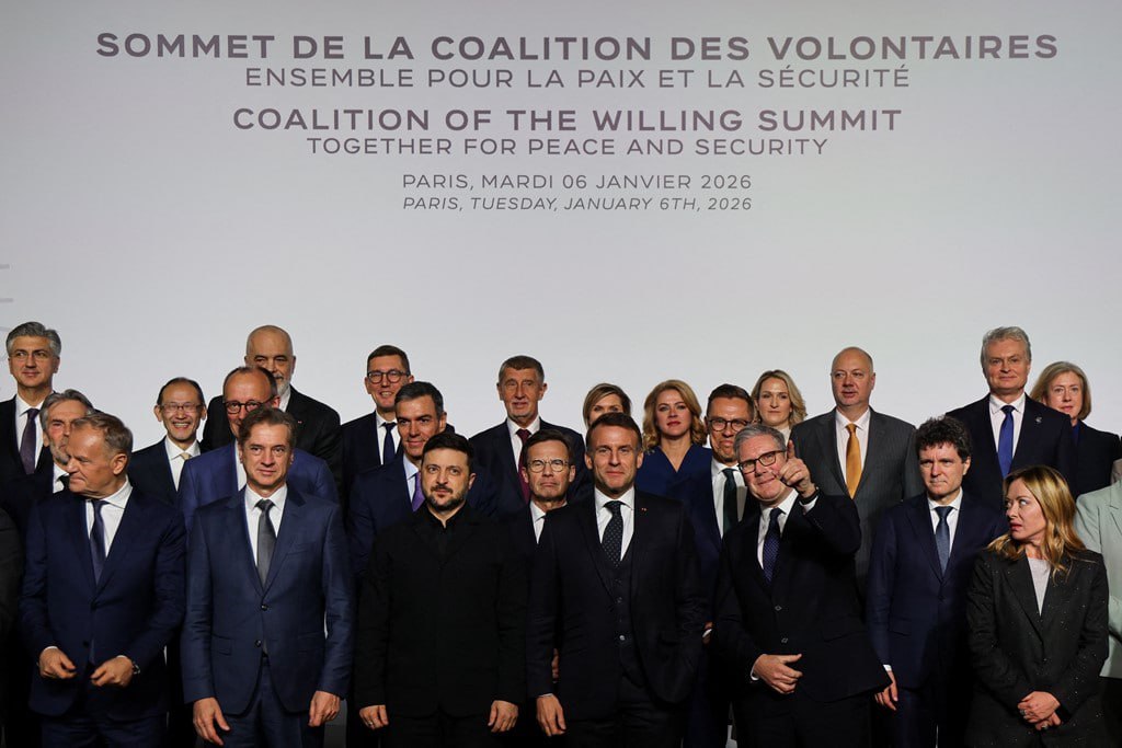 Если исходить из прямых заявлений Макрона, Стармера и предварительного текста декларации, а не из панических заголовков во многих каналах, то документ представляет собой намерения отдельных стран Европы заняться...