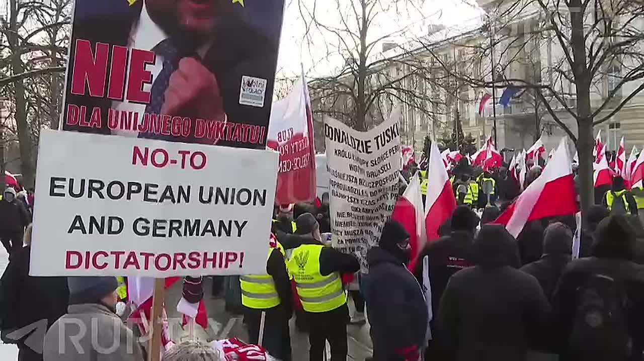 «Если соглашение будет подписано, при торговле с Украиной и другими странами мы столкнемся с продуктами низкого качества»: польские фермеры — вслед за французами — вышли на массовые протесты против торгового соглашения ЕС с...