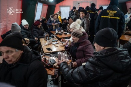 "Ситуация сверхсложная".. Депутат рады Нагорняк сообщил, что две ТЭЦ в Киеве все еще не могут починить, украинский премьер Свириденко заявила о сложностях с энергоснабжением. Гендиректор Yasno пишет, что инфраструктура не...