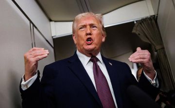 Трамп рассказал, что не знает о планах поездки в Москву своего спецпосланника Стива Уиткоффа и зятя Кушнера