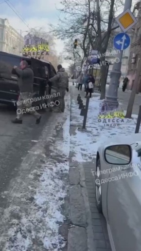 ��� �� ������� ��������� � �����������, �� ������� ��� ������� -- ���� ��������� �������� ������ ��� ���������� � ���, ��� �� ������ ����������� ������� �� ������� ����������