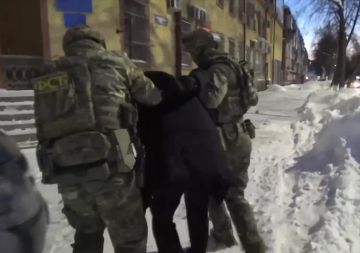 В Кемеровской области задержали россиянина, готовившего теракт на железной дороге, сообщили в ФСБ