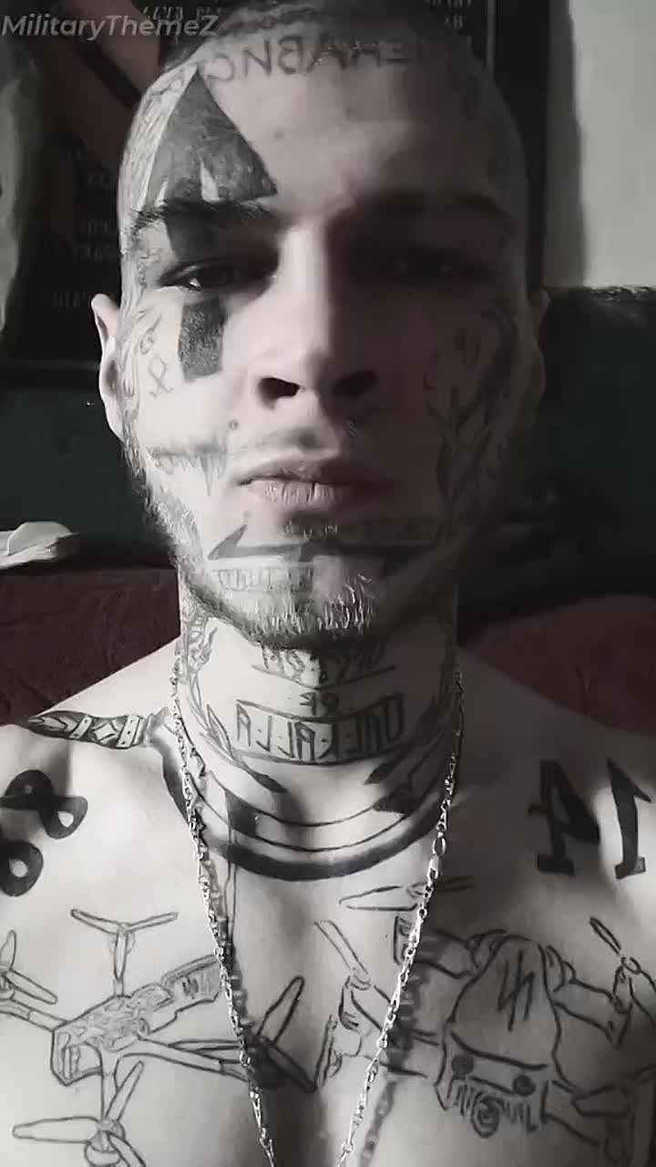 Справжний патриот требует "массовые насильнические депортации" украинцев из-за рубежа