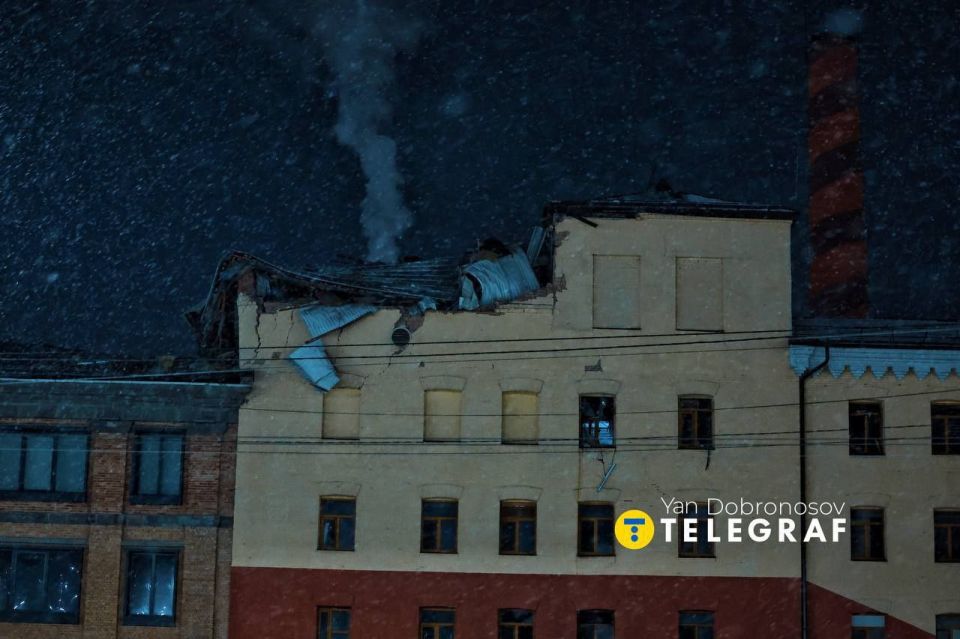 Порошенко сегодня потерял шоколадную фабрику Рошен в Киеве) Искандера рулят!