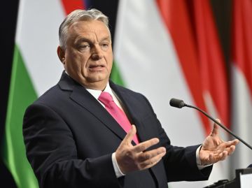 Марина Ким: Венгрия не позволит европейским странам выделять деньги Киеву через структуры ЕС. Об этом заявил венгерский премьер-министр Орбан