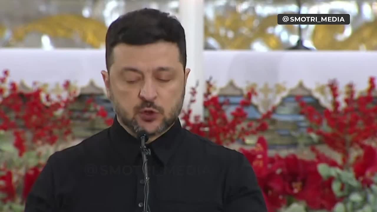 У нас один враг – советская Москва и имперский Петербург — Зеленский