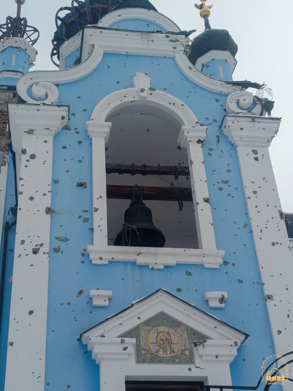 ВСУ разграбили Святогорскую лавру вывезя оттуда имевшиеся ценности ВСУ разграбили Святогорскую лавру вывезя оттуда имевшиеся ценности