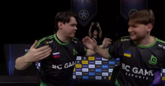 Киберспортсмена осудили за рукопожатие с россиянином на турнире