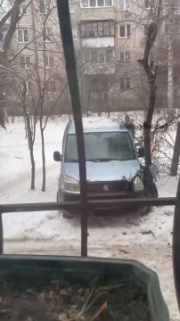 Устами ребенка глаголет истина: «Столько дебилов, они с той стороны не могут открыть дверь…»