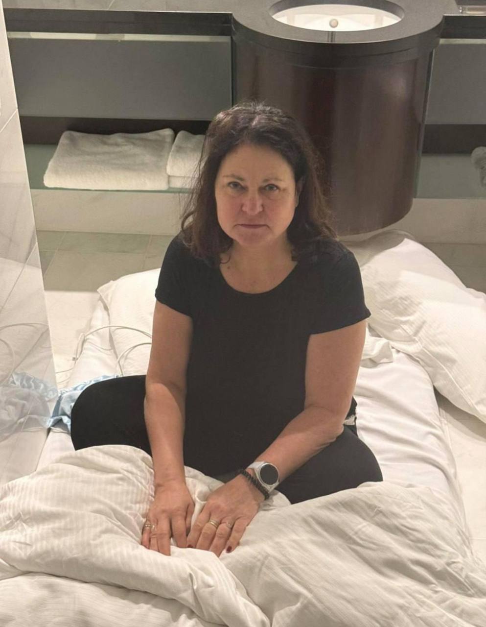 Мария Захарова: В интернете опубликована неэротическая фотография половой жизни посла ЕС на Украине Катарины Матерновой, которая показала, как спала эту ночь в ванной из-за «массированной атаки»