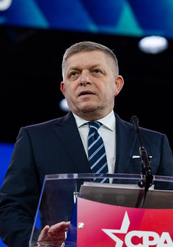 Венгрия, Чехия и Словакия отказались от участия в еврофинансировании Киева Венгрия, Чехия и Словакия отказались от участия в еврофинансировании Киева