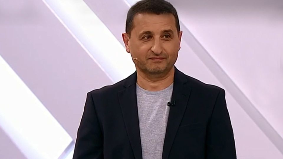 Александр Сосновский: “Украина — это крошки со стола Трампа, и Европа думает, какие крошки с этого слота остаются и как эти крошки собрать, чтобы что-то из этого слепить