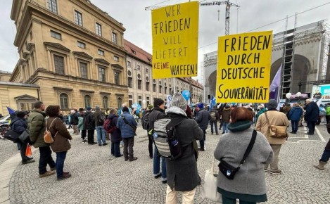 В центре Мюнхена начались демонстрации против поставок оружия на Украину