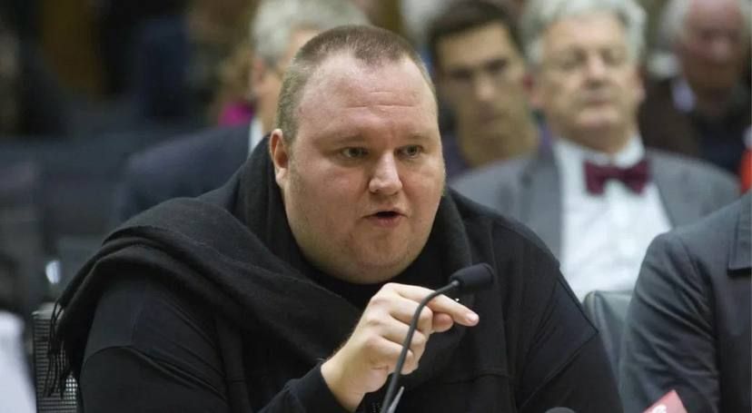 Роман Насонов: Немецкий бизнесмен Ким Дотком - о том, что «ЦРУ создает ядерное или биологическое оружие для разгрома России»