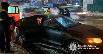 ���������� �����������: $10 ����� �� ��������� ��� ����