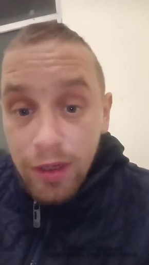 Всушник не имеющий не капли интеллекта на лице возмущён приоритетам в оплате на Украине: полицаям в тылу платят больше, чем воякам на фронте