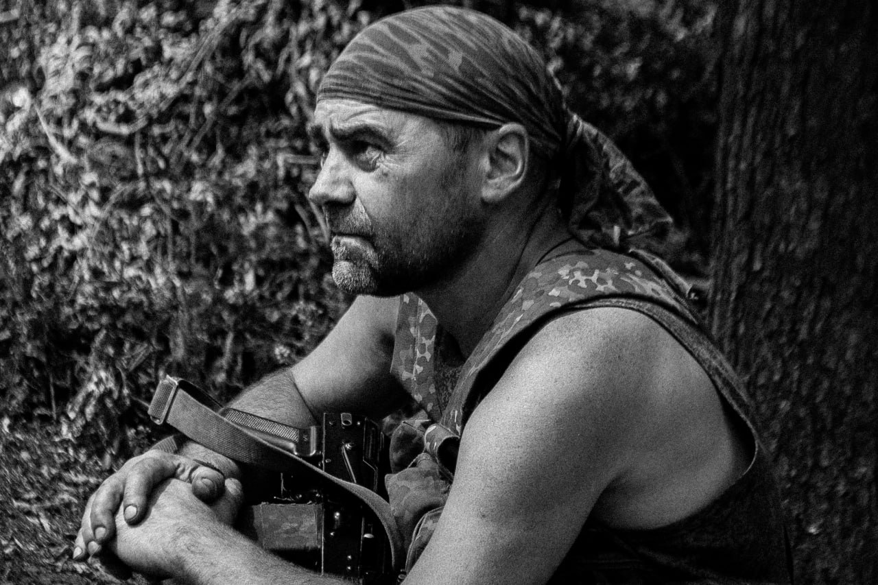 Денис Григорюк: Лица защитников Донбасса. Год назад в День защитника Отечества опубликовал свой фотопроект "Лица защитников Отечества" с портретами добровольцев с курского направления Денис Григорюк: Лица защитников Донбасса. Год назад в День защитника Отечества опубликовал свой фотопроект "Лица защитников Отечества" с портретами добровольцев с курского направления