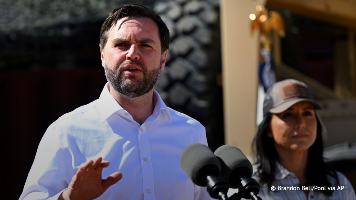 Только Джей Ди Вэнс и глава Нацразведки США Тулси Габбард убеждают Трампа не помогать Зеленскому и не нападать на Иран