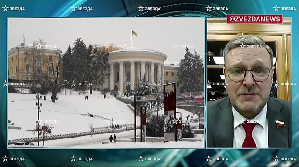 "Побряцать" возможным ядерным оружием для Украины — желательная перспектива, так как страна находится в отчаянном положении, заявил "Звезде" зампред Совфеда РФ Константин Косачев