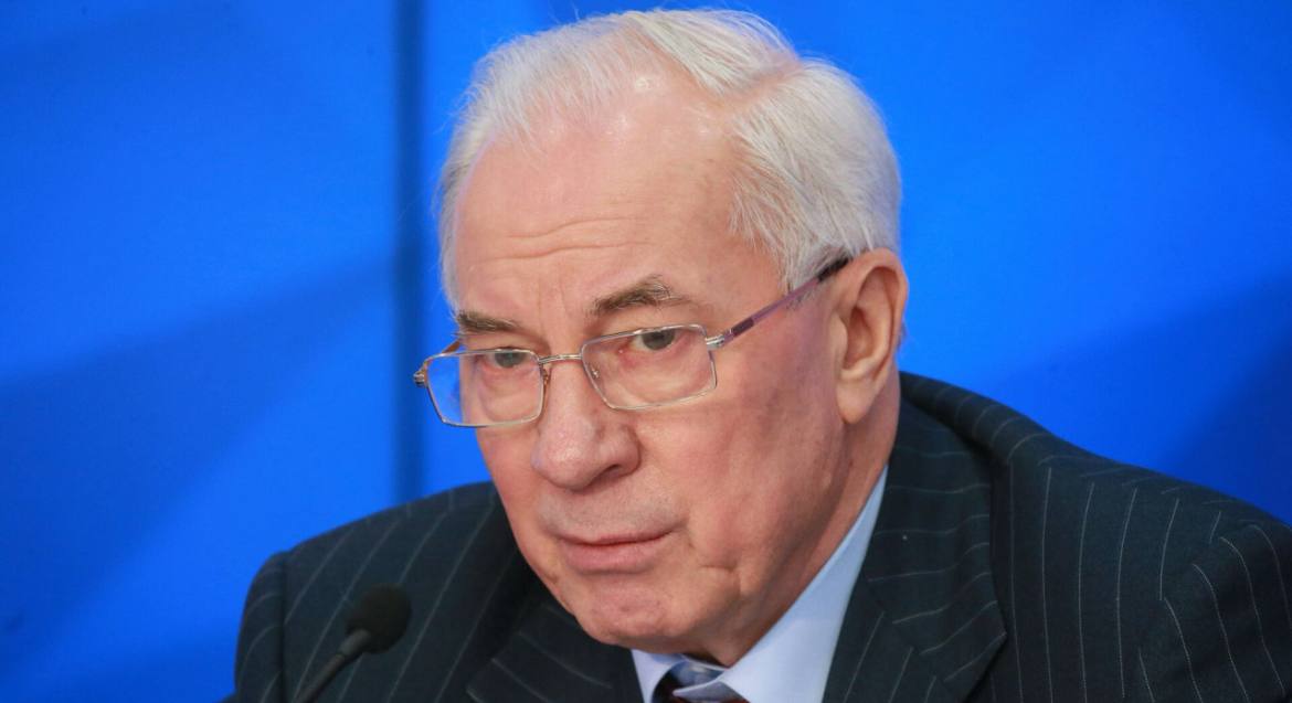 Внешнее управление РФ и США поможет восстановить порядок на Украине – Азаров