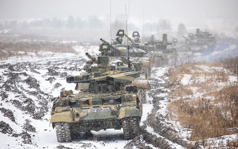 Анализ боевых действий войск, участвующих в специальной военной операции (СВО) на Украине, показывает, что традиционные бронетанковые наступательные операции становятся все более уязвимыми перед дешевыми, повсеместно...